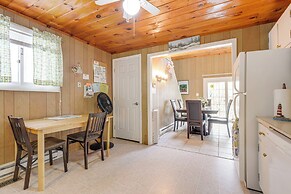 Near Hiking & Skiing: Home in Wilmington!