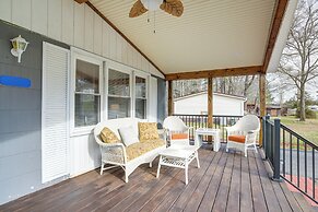 4 Mi to Beaches: Pet-friendly Berlin Home!