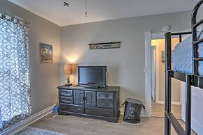 Port Clinton Getaway - Walk to Beach & Restaurants