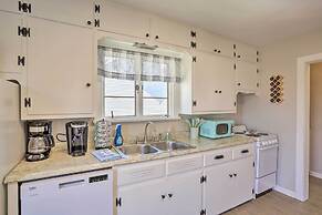 Port Clinton Getaway - Walk to Beach & Restaurants