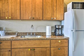 Quiet Kailua-kona Apt w/ Sunset & Ocean Views