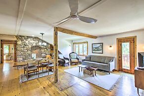 Cozy Sister Bay Getaway in Converted Barn!