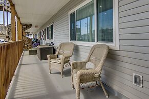 Walk to Beach & Boardwalk: Ocean City Condo
