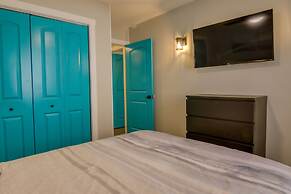 Walk to Beach & Boardwalk: Ocean City Condo