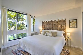 Big Island Condo w/ Pool Access: Walk to Beach!