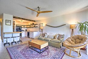 Big Island Condo w/ Pool Access: 1 Mi to Beach!