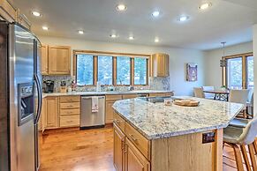 Bright Eagle-vail Escape w/ Deck + Mtn Views!