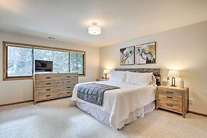 Bright Eagle-vail Escape w/ Deck + Mtn Views!