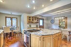 Bright Eagle-vail Escape w/ Deck + Mtn Views!