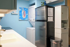 Pool & Beach Access: Villa on Hilton Head Island