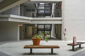 Pool & Beach Access: Villa on Hilton Head Island