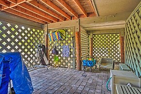 Remodeled Cottage on Sparrow Pond, Walk to Beach!