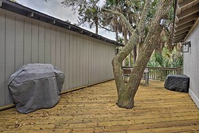 Remodeled Cottage on Sparrow Pond, Walk to Beach!