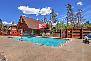 Ski-in Breck Condo: Walk to Shops & Restaurants!