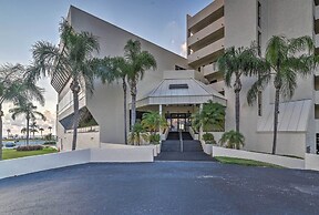 Gulf-view Hudson Condo in Waterfront Resort!