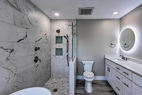 Grand Destin Getaway - Walk a Block to the Beach!