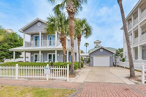 Grand Destin Getaway - Walk a Block to the Beach!