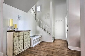 Grand Destin Getaway - Walk a Block to the Beach!