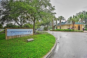 Family Home w/ Private Pool: 24 Mi to Disney!