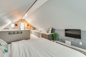 Family Home w/ Private Pool: 24 Mi to Disney!