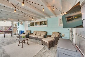 Family Home w/ Private Pool: 24 Mi to Disney!