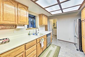 Near Fishing & Hiking: Pioneer Cabin w/ Decks