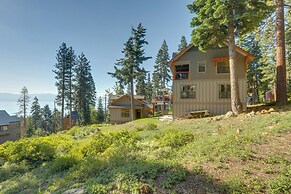 Lake Tahoe Views & Hot Tub: Stunning Luxury Home!