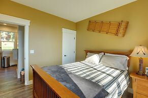 Lake Tahoe Views & Hot Tub: Stunning Luxury Home!