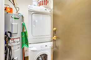 Ski-in/ski-out Solitude Condo w/ Rooftop Hot Tub!
