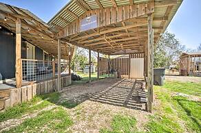 'the Barn' Texas Wine Country Vacation Rental