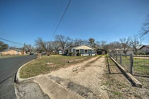 'the Barn' Texas Wine Country Vacation Rental