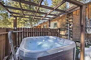 Dog-friendly Kings Beach Log Cabin w/ Hot Tub!