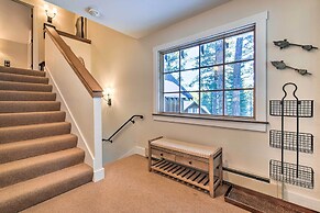 Furnished Deck: Cabin on Northstar Shuttle Route!