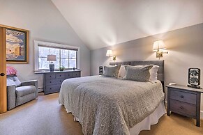 Furnished Deck: Cabin on Northstar Shuttle Route!