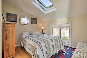 Kayaks, Deck & Pond Access: Rhode Island Retreat!