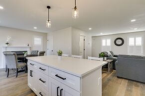 Renovated Family Home on Providence River!