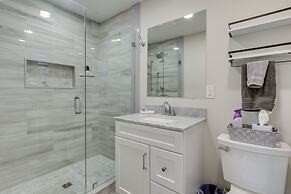 Renovated Family Home on Providence River!