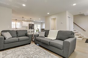 Renovated Family Home on Providence River!
