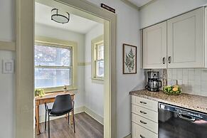 Family-friendly Des Moines Retreat w/ Patio!