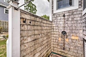 Charming Bristol Cottage w/ Private Beach!