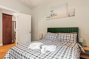 Providence Apartment 1 Mi to Brown University