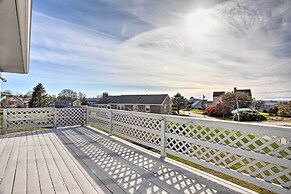 Rhode Island Oceanview Retreat: Walk to Shore!