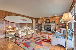 Rhode Island Oceanview Retreat: Walk to Shore!