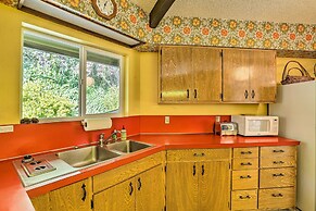 Woodsy Willow Creek Getaway w/ Pool & Deck!