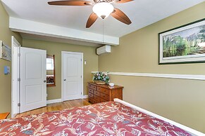 Bright Narragansett Beach Escape w/ Deck & Yard!