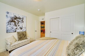 Stunning Home w/ Hot Tub Near Park City Skiing!
