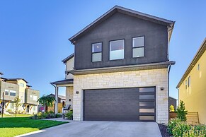 Stunning Home w/ Hot Tub Near Park City Skiing!