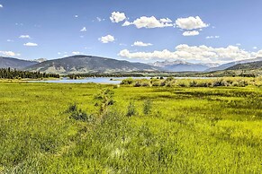 360 Mtn Views & Shared Hot Tub: Cozy Frisco Condo!