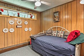 Beach Lake Cabin on Delaware River w/ Sunroom!