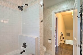 Pool & Hot Tub: Ideally Located 'austin Oasis'